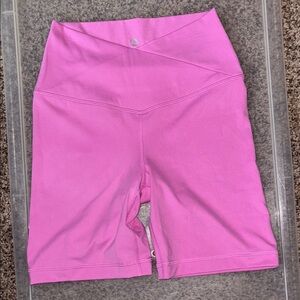 NWT 90 Degree By Reflex Pink Bike Shorts Stretchy Athletic Wear